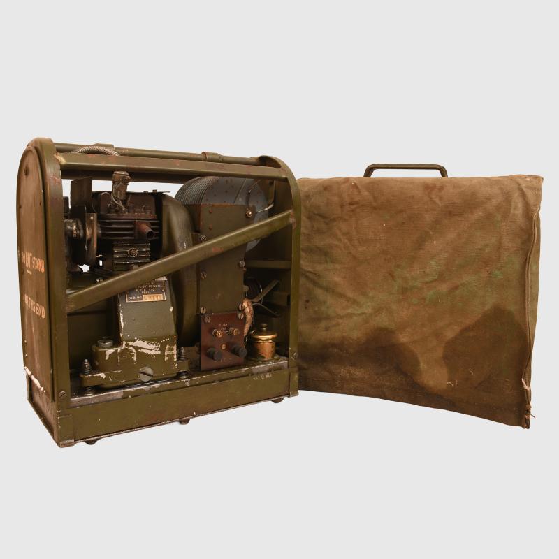 BRITISH WWII BATTERY CHARGER GENERATOR FOR VEHICLES.