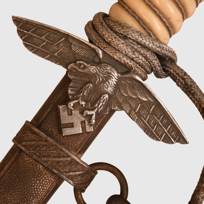 GERMAN WWII LUFTWAFFE 2ND PATTERN OFFICERS DAGGER.