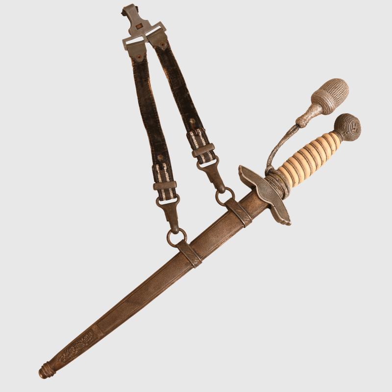 GERMAN WWII LUFTWAFFE 2ND PATTERN OFFICERS DAGGER.
