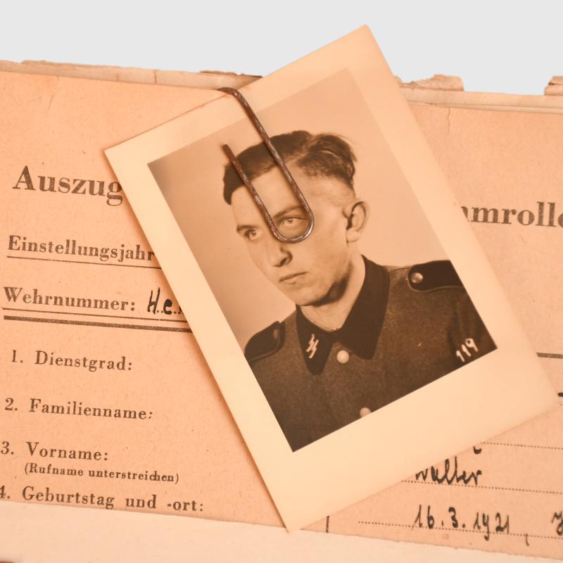 GERMAN WWII LEIBSTANDARTE ADOLF HITLER COMPLETE FILE.