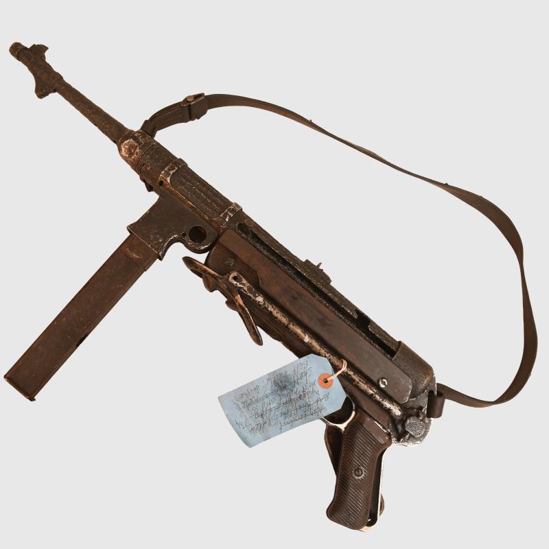GERMAN WWII RELIC MP38.