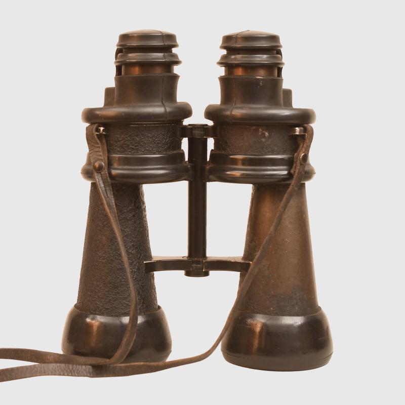 GERMAN WWII 7 X 50 SUBMARINERS BINOCULARS.