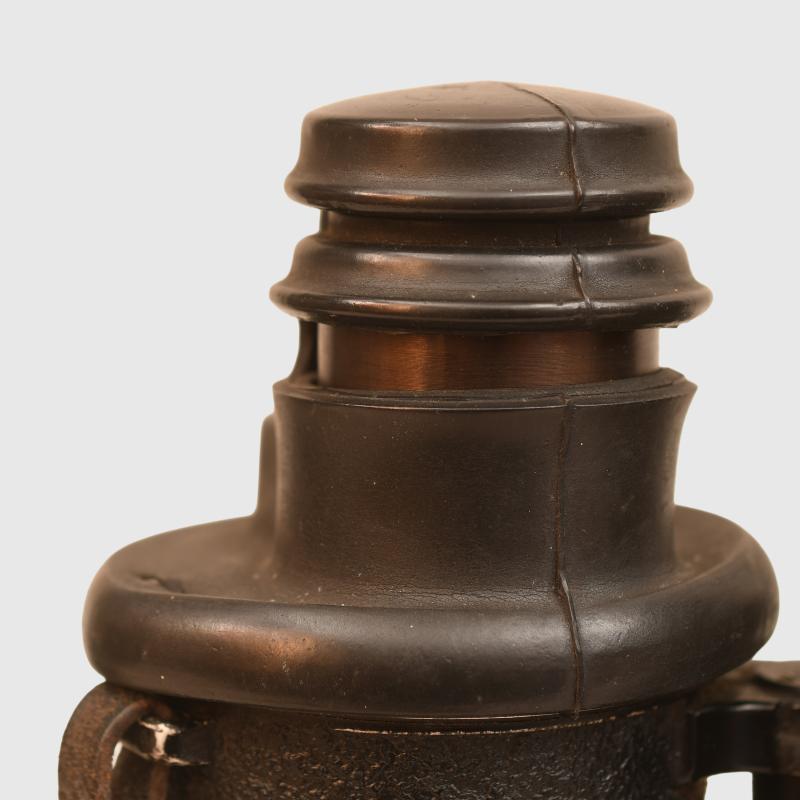GERMAN WWII 7 X 50 SUBMARINERS BINOCULARS.