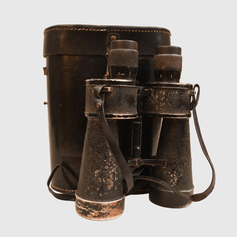 GERMAN WWII 7 X 50 KRIEGSMARINE BINOCULARS.