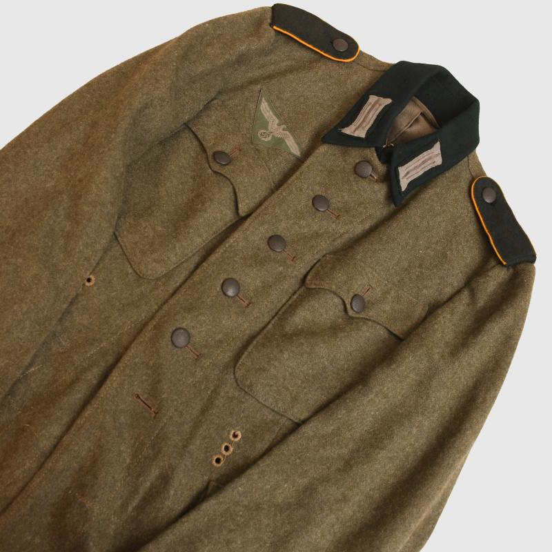 GERMAN WWII ARMY CAVALRY M.40 COMBAT TUNIC.