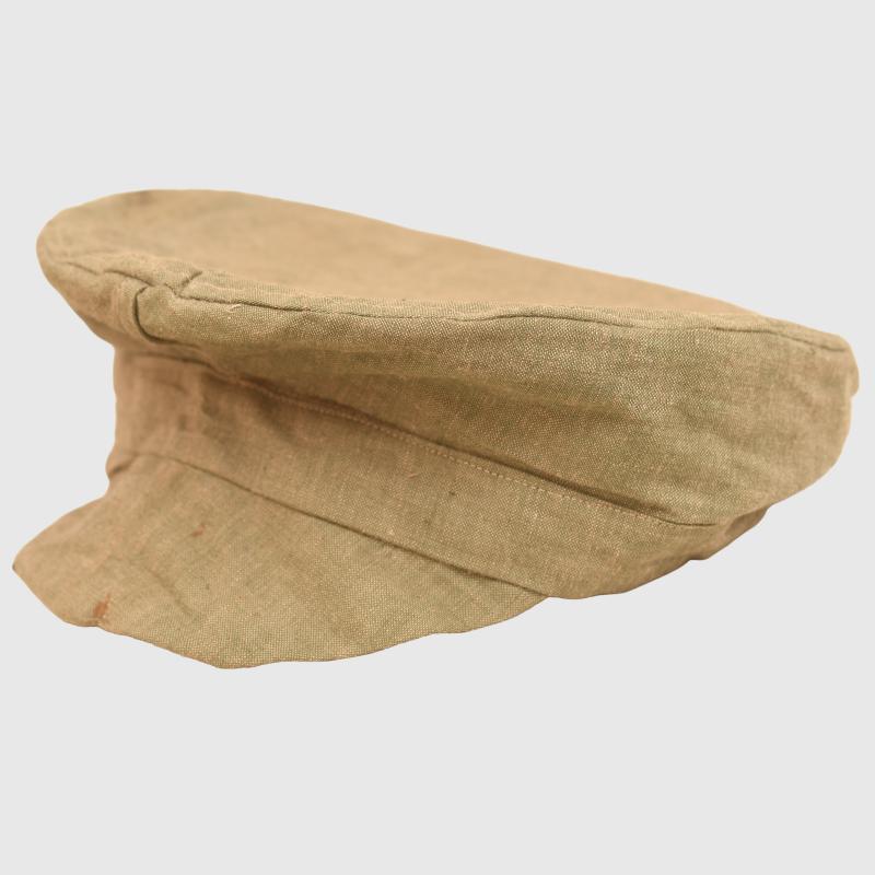 GERMAN WWI HESSIAN OFFICERS VISOR CAP WITH FIELD COVER.