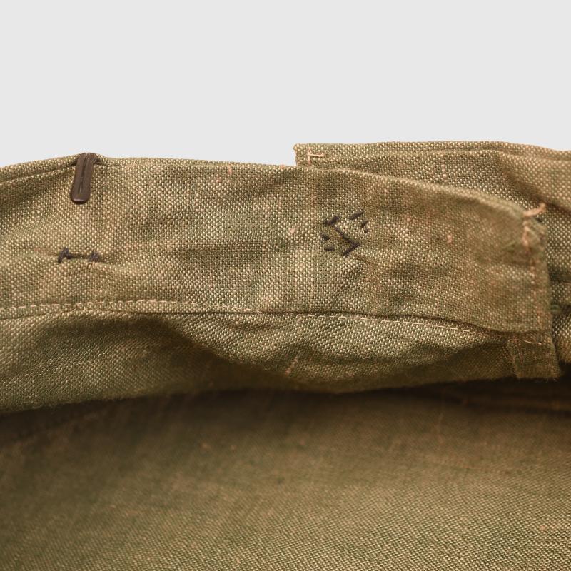 GERMAN WWI HESSIAN OFFICERS VISOR CAP WITH FIELD COVER.