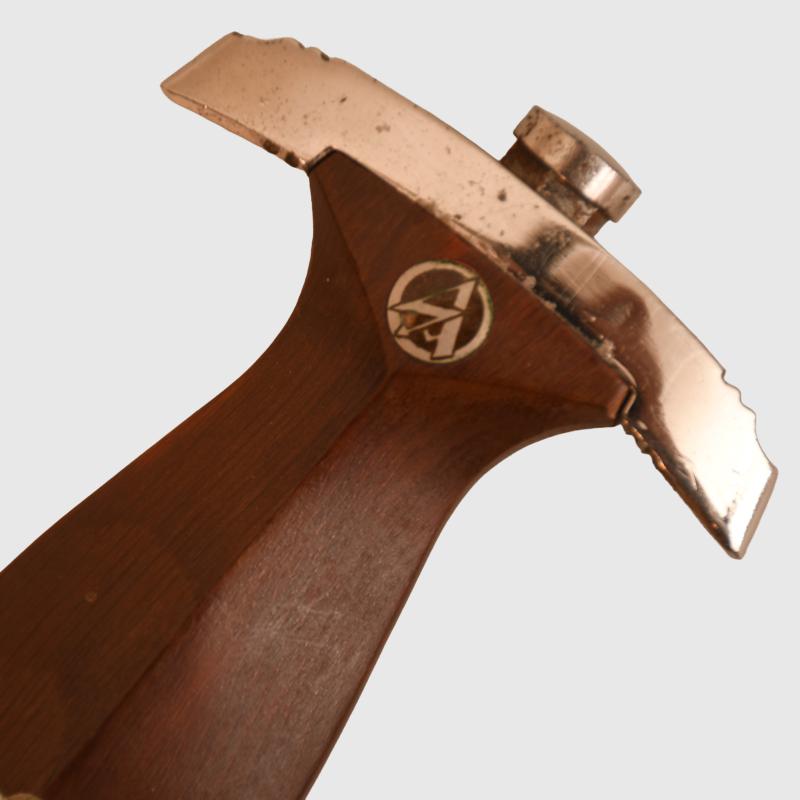 GERMAN WWII SA MODEL 33 MANS DAGGER. VERY CLOSE TO MINT.