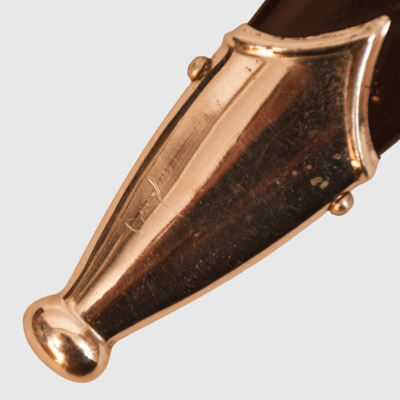GERMAN WWII SA MODEL 33 MANS DAGGER. VERY CLOSE TO MINT.