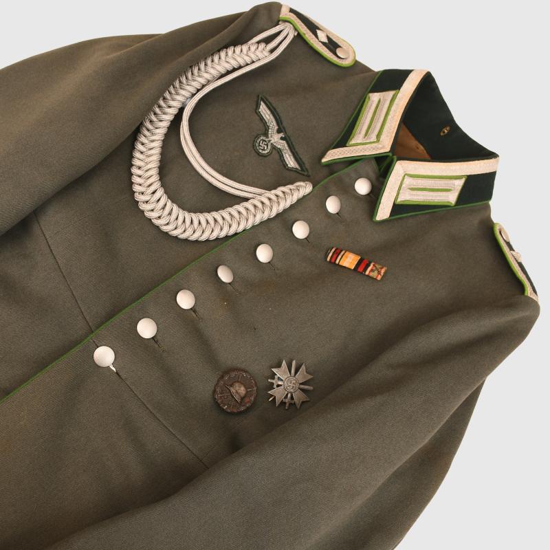 GERMAN WWII ARMY PANZER GRENADIER NCO PARADE TUNIC.