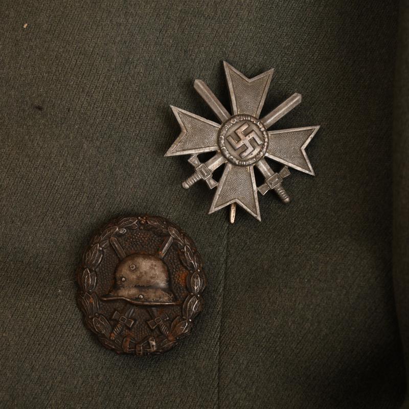 GERMAN WWII ARMY PANZER GRENADIER NCO PARADE TUNIC.