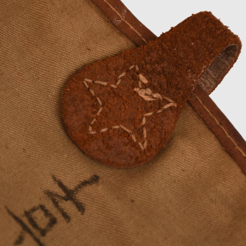 JAPANESE WWII OFFICERS OR NCO LEATHER AND CANVAS BACK PACK.