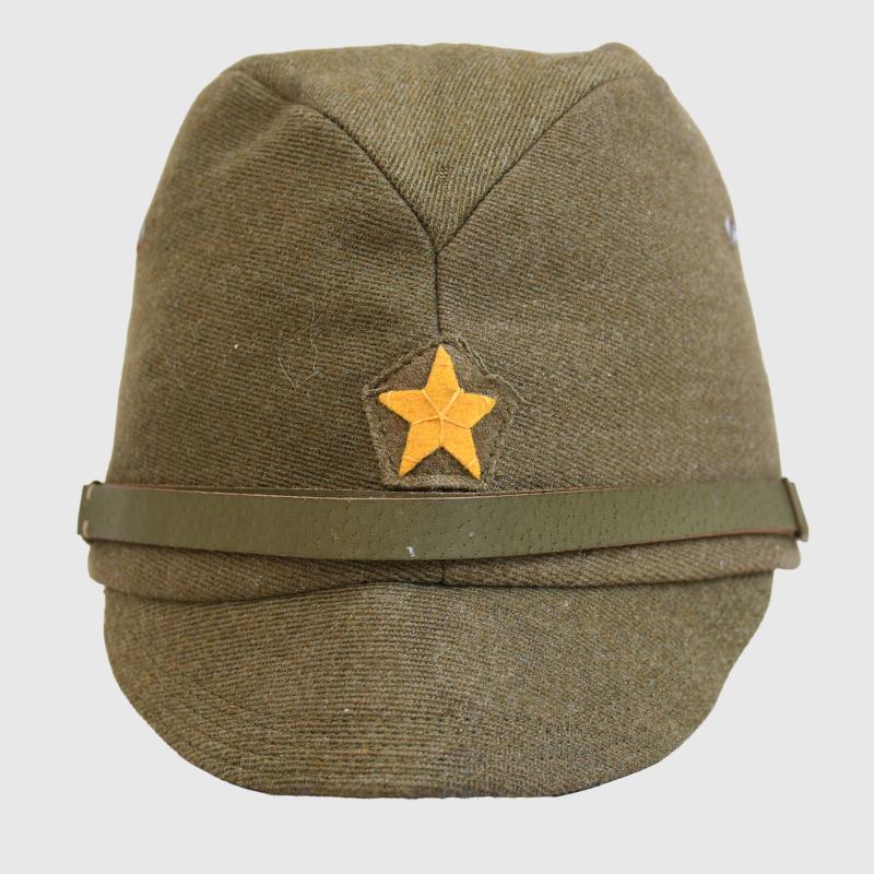 JAPANESE WWII ARMY OFFICERS FIELD CAP WITH CHRYSANTHEMUM SIDE BUTTONS.