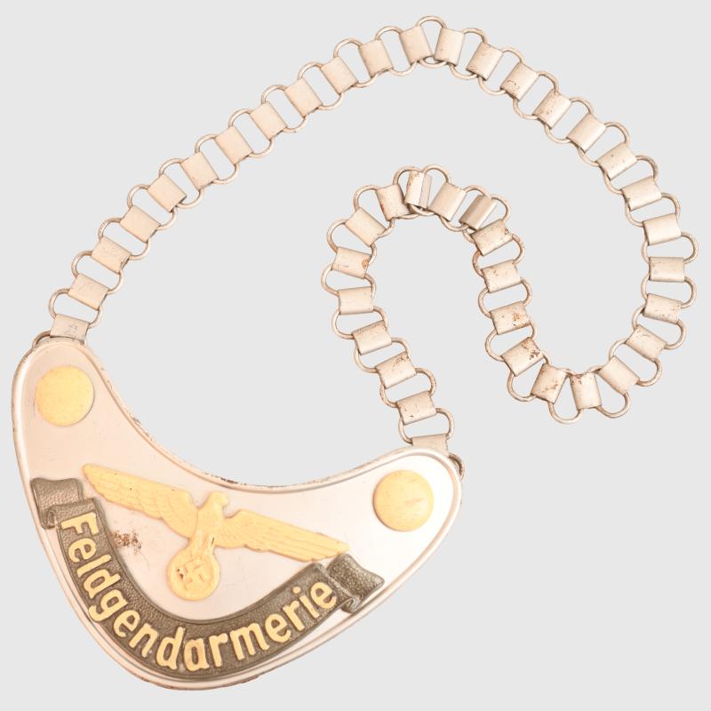 GERMAN WWII  FELDGENDARMERIE GORGET.