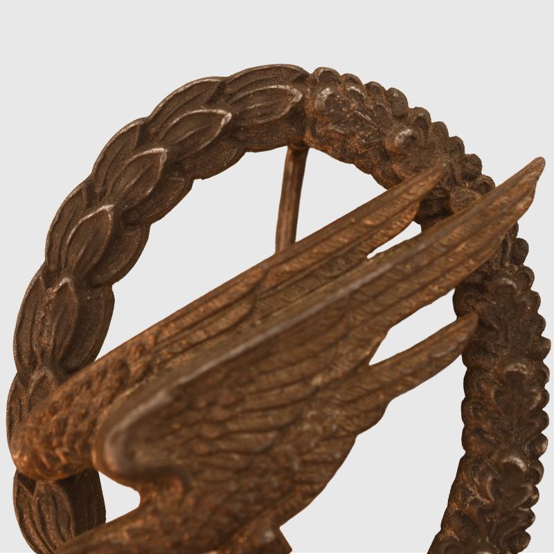 GERMAN WWII LUFTWAFFE PARATROOPER BADGE.